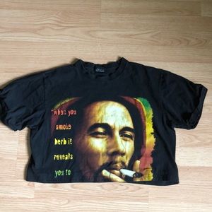 Bob Marley cropped t-shirt , size L.
